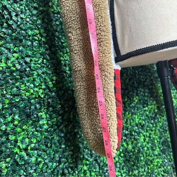 Reindeer Plaid Christmas Claire’s Hooded Scarf - Picture 4 of 6